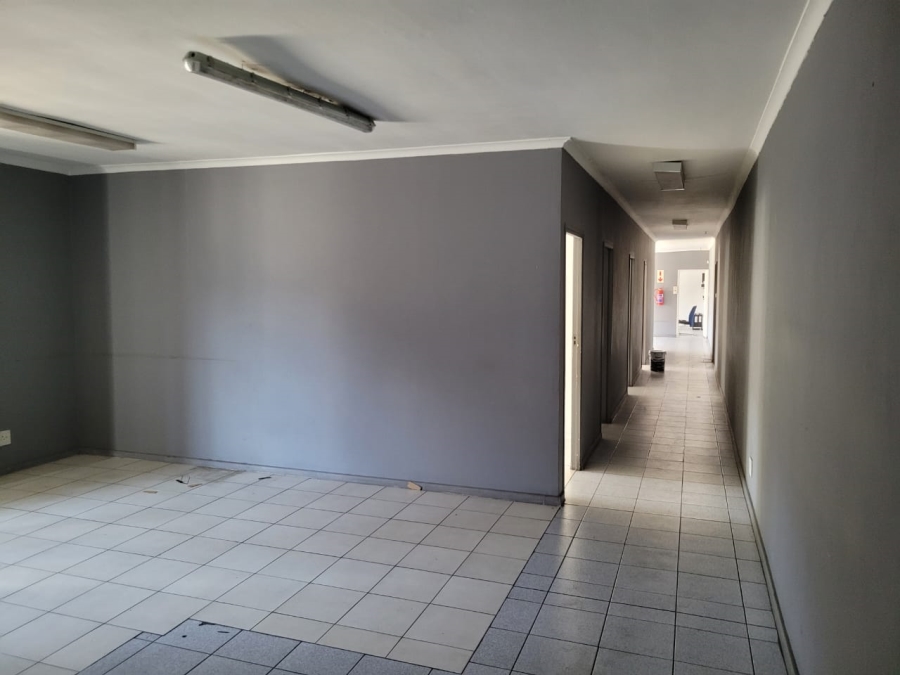 To Let Commercial Property for Rent in Montague Gardens Western Cape